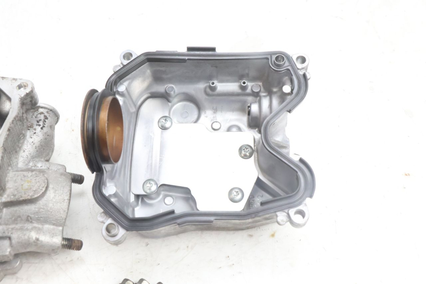photo de CYLINDER HEAD YAMAHA N-MAX NMAX 125 (2021 - 2024) - Distinctive features