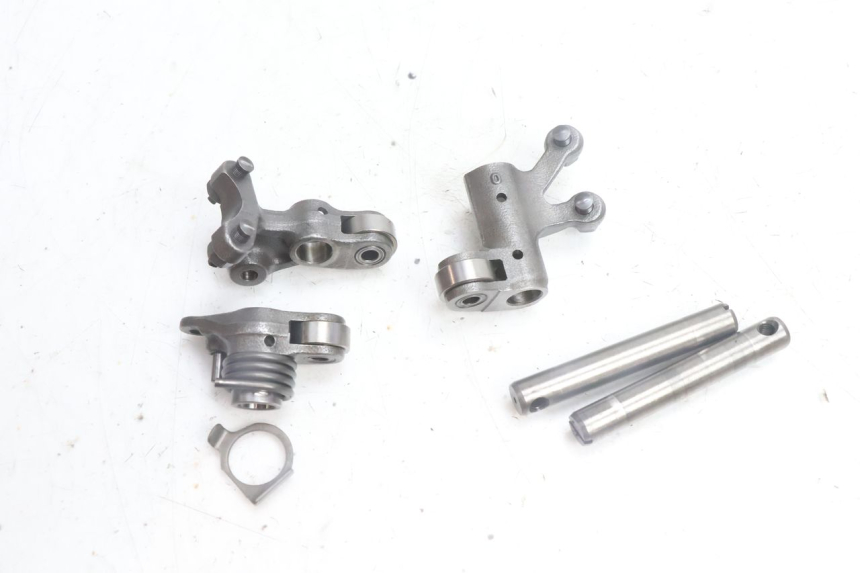 photo de CYLINDER HEAD YAMAHA N-MAX NMAX 125 (2021 - 2024) - Alternative angle