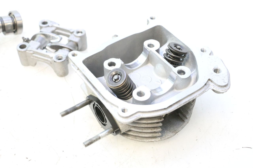 photo de CYLINDER HEAD JM MOTORS OLDIES 4T 50 (2020 - 2026) - Focus on structure