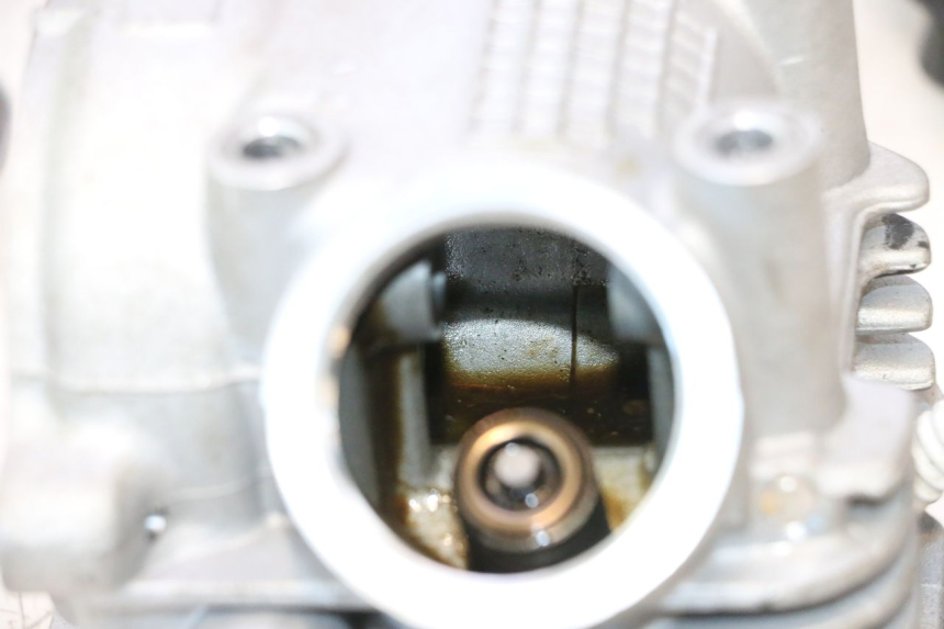 photo de CYLINDER HEAD SYM ORBIT III 3 4T 50 (2021 - 2025) - Distinctive features