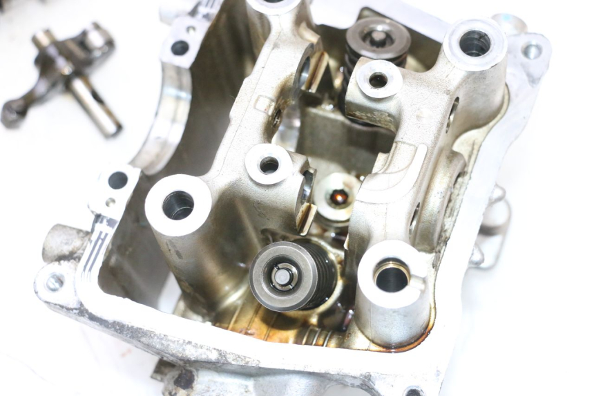 photo de CYLINDER HEAD HONDA PCX (JF57/JF64) 125 (2014 - 2018) - Spare part profile view