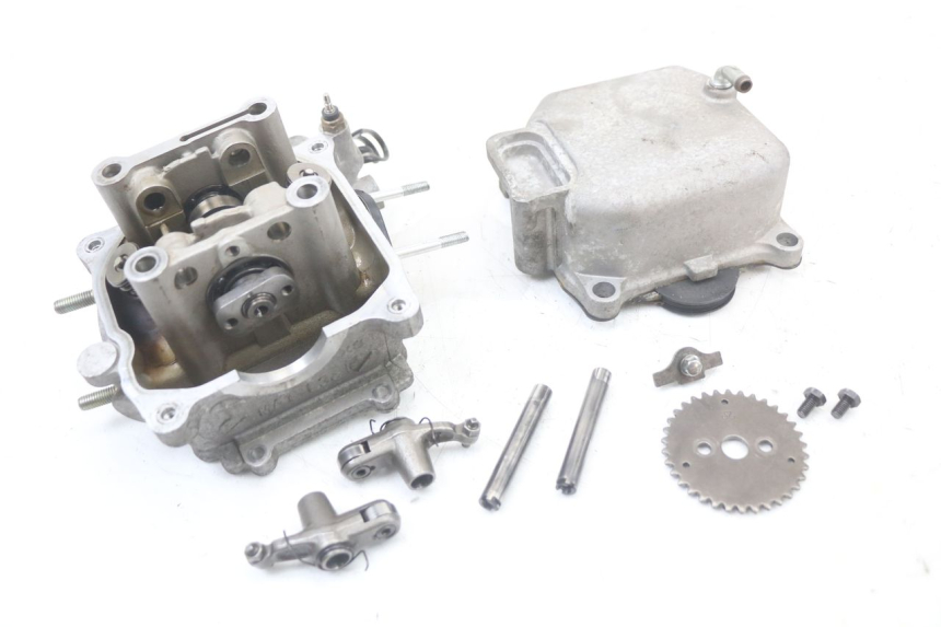 photo de CYLINDER HEAD PEUGEOT BELVILLE 125 (2017 - 2021) - Additional view of the item