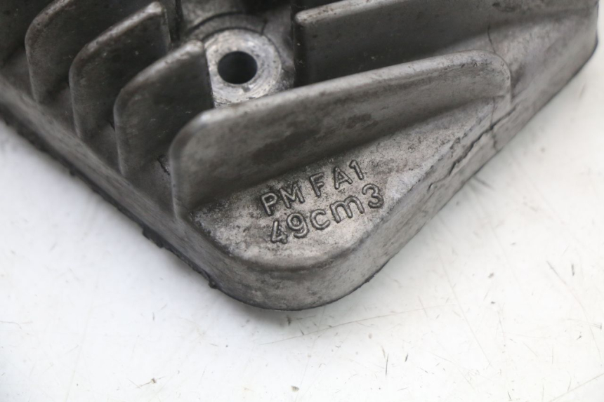 photo de CYLINDER HEAD PEUGEOT ELYSTAR 50 (2002 - 2014) - Technical close-up