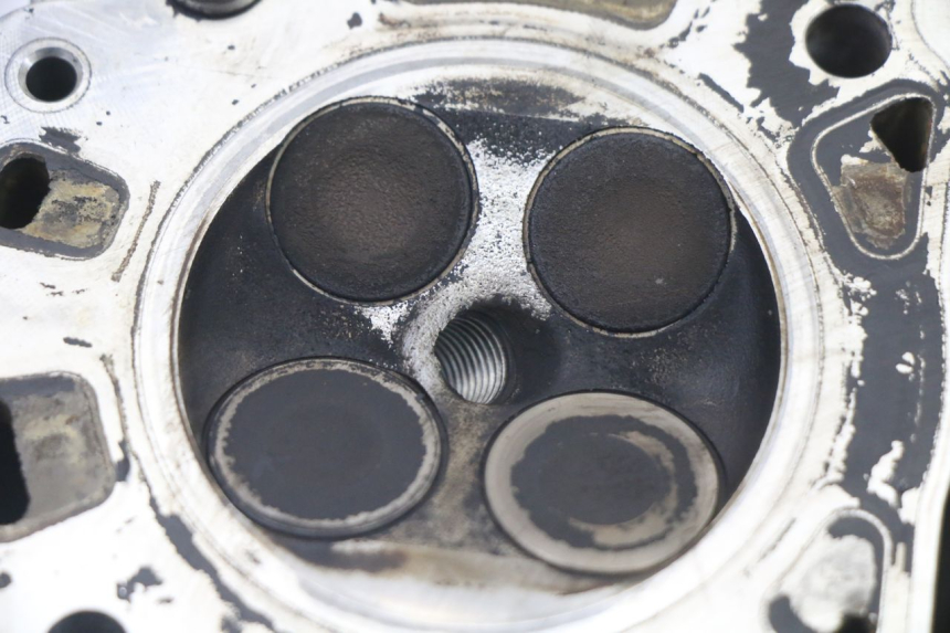 photo de CYLINDER HEAD PIAGGIO X8 125 (2004 - 2007) - High-resolution close-up