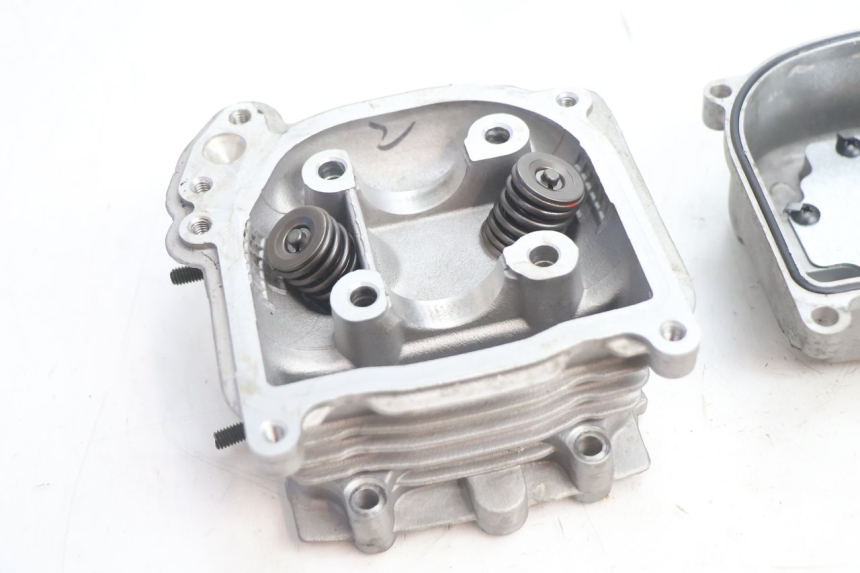 photo de CYLINDER HEAD LAZIO RENO 50 (2016 - 2021) - Additional view of the item