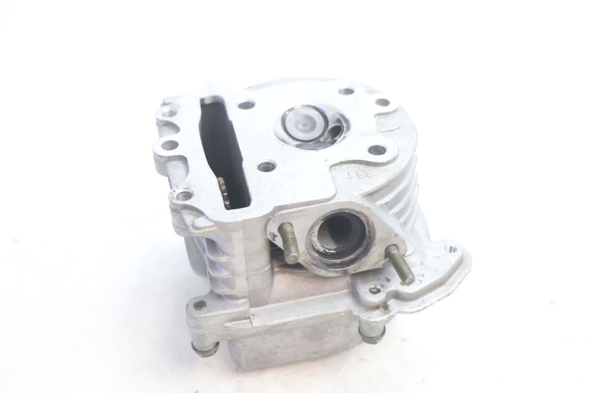 photo de CYLINDER HEAD LAZIO RENO 50 (2016 - 2021) - Fixing points details