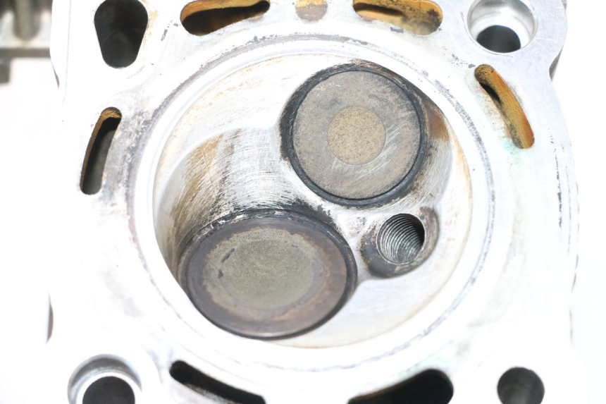 photo de CYLINDER HEAD PEUGEOT SATELIS COMPRESSOR K15 125 (2006 - 2009) - Component zoom