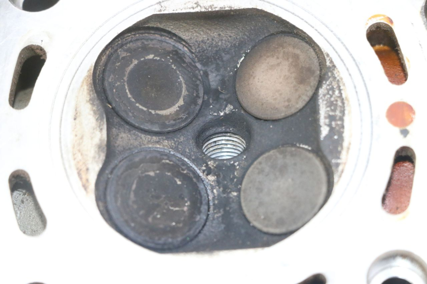 photo de CYLINDER HEAD PEUGEOT SATELIS 125 (2013 - 2018) - Distinctive features