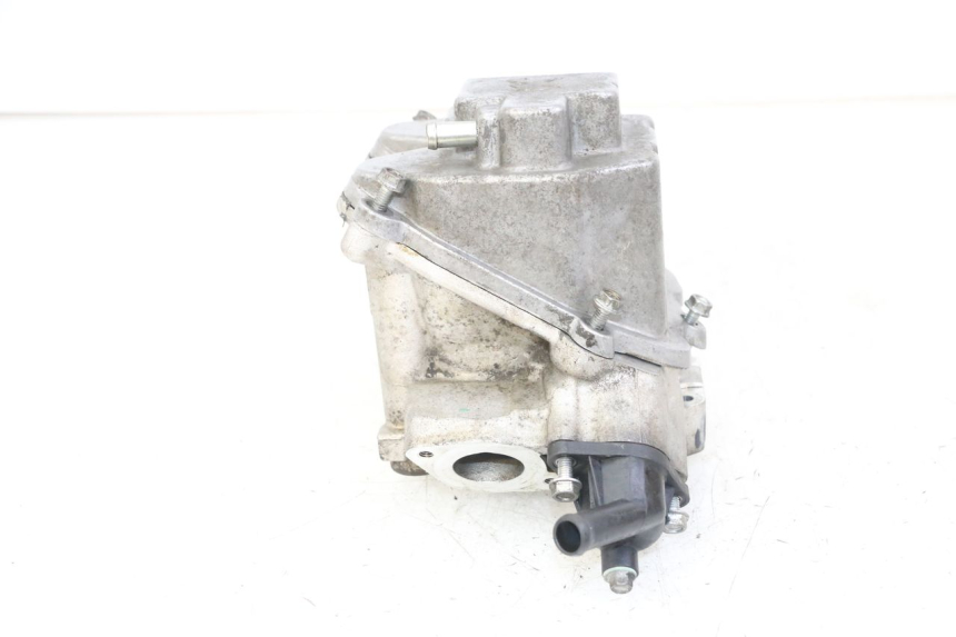 photo de CYLINDER HEAD PEUGEOT SATELIS 125 (2013 - 2018) - Alternative perspective