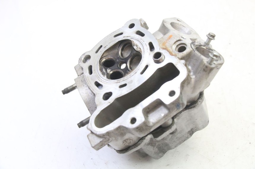 photo de CYLINDER HEAD PEUGEOT SATELIS 125 (2013 - 2018) - Component zoom