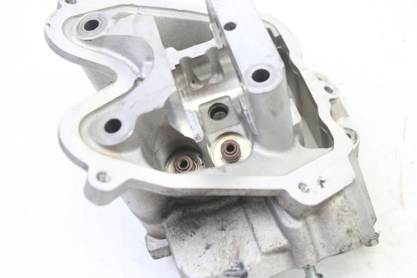 photo de CYLINDER HEAD PEUGEOT SATELIS 125 (2013 - 2018) - Checked used part