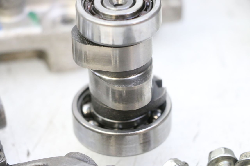 photo de CYLINDER HEAD PEUGEOT SATELIS 125 (2013 - 2018) - Used quality zoom