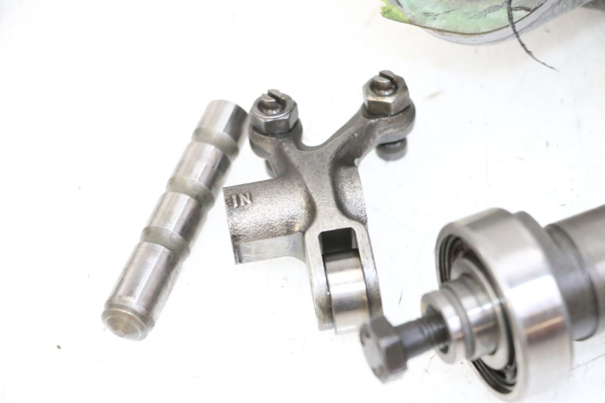 photo de CYLINDER HEAD PEUGEOT SATELIS 125 (2013 - 2018) - Technical close-up