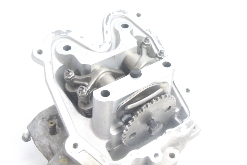 photo de CYLINDER HEAD PEUGEOT SATELIS 125 (2006 - 2009) - Zoom on usage condition