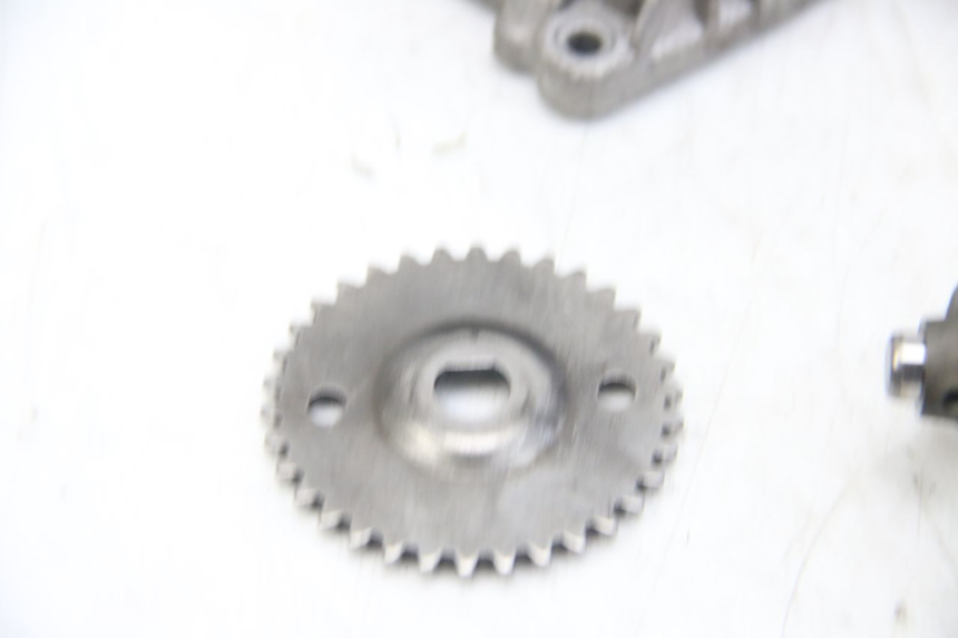 photo de CYLINDER HEAD APRILIA SCARABEO 4T 50 (2009 - 2017) - Distinctive features