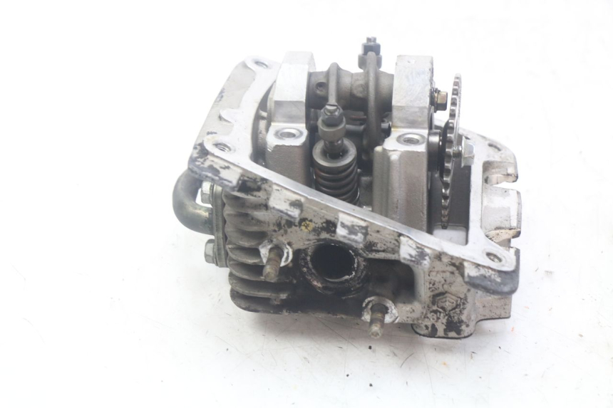 photo de CYLINDER HEAD APRILIA SCARABEO 100 (2003 - 2012) - Fixing points details