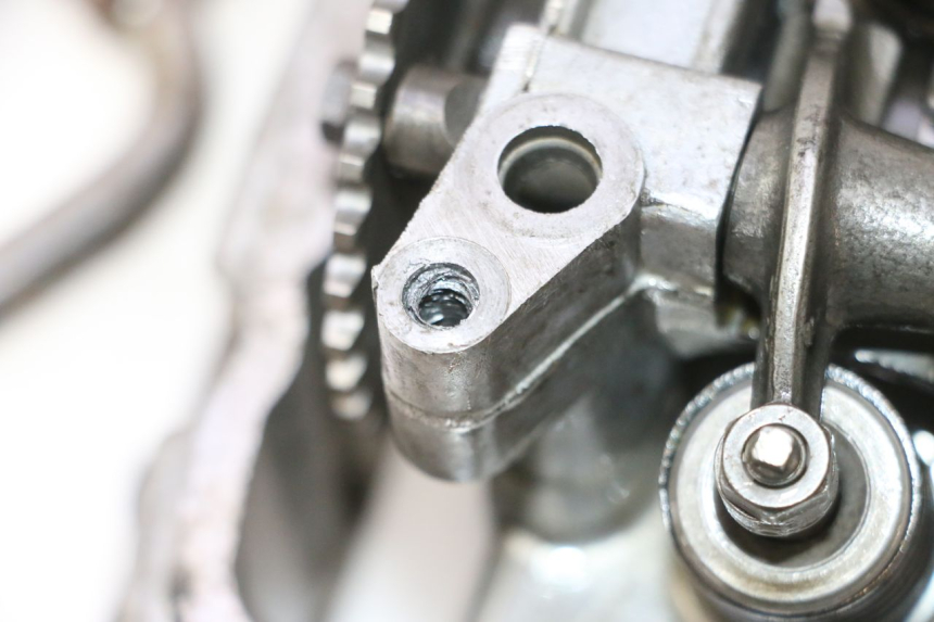 photo de CYLINDER HEAD HONDA SCV LEAD 100 (2003 - 2007) - Additional view of the item