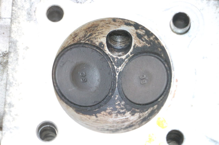 photo de CYLINDER HEAD HONDA SCV LEAD 100 (2003 - 2007) - Component detail