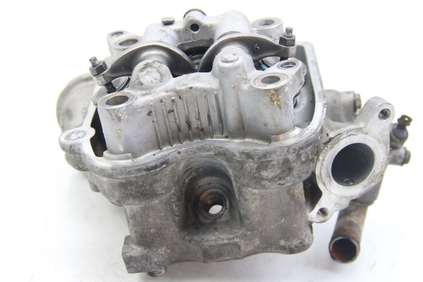 photo de CYLINDER HEAD SUZUKI SIXTEEN 125 (2008 - 2010) - High-resolution close-up