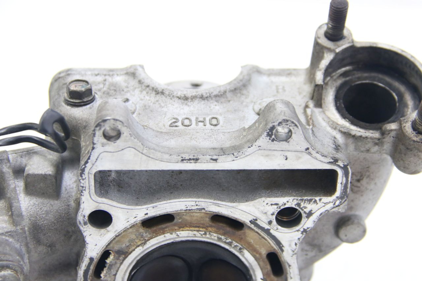 photo de CYLINDER HEAD SUZUKI SIXTEEN 125 (2008 - 2010) - Surface and material condition