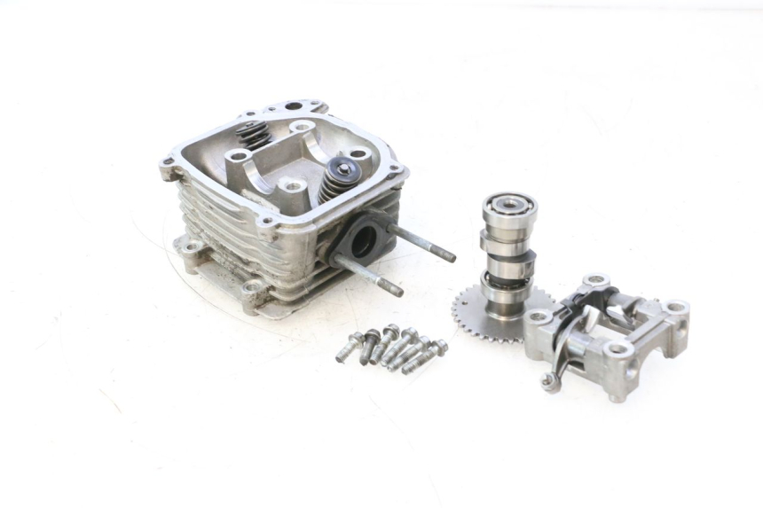 photo de CYLINDER HEAD RAZZO STEED 125 (2012 - 2018) - High-resolution close-up