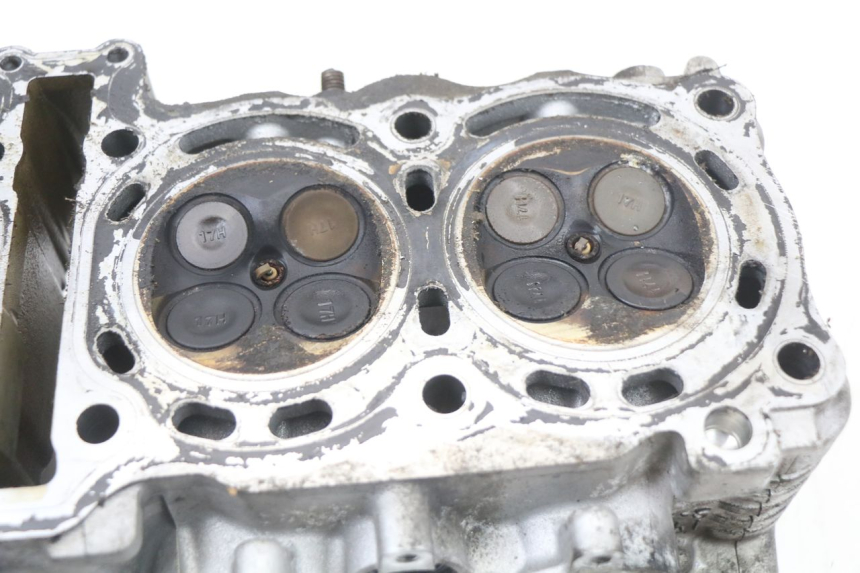 photo de CYLINDER HEAD SUZUKI GSX F GSXF 650 (2007 - 2015) - Distinctive features