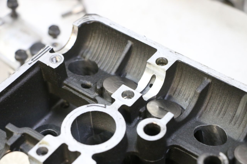 photo de CYLINDER HEAD YAMAHA TDM ABS 900 (2002 - 2014) - Focus on structure