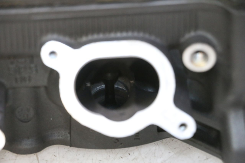 photo de CYLINDER HEAD YAMAHA TDM ABS 900 (2002 - 2014) - Surface and material condition