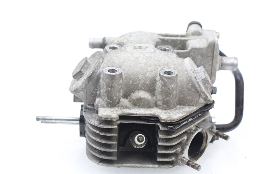 photo de CYLINDER HEAD SYM TONIK 125 (2010 - 2014) - Fixing points details