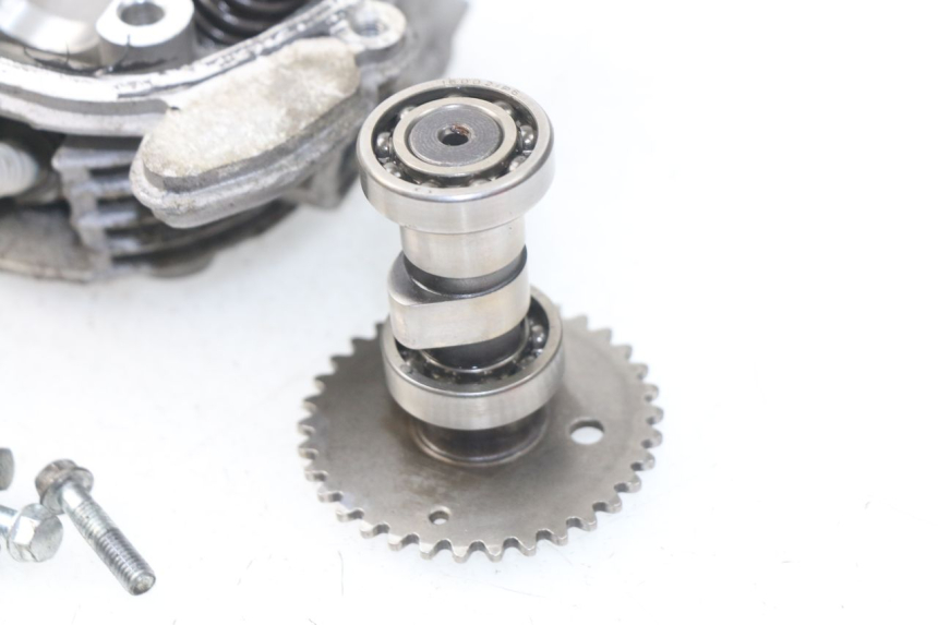 photo de CYLINDER HEAD PEUGEOT V-CLIC VCLIC 50 (2007 - 2013) - Markings and original references