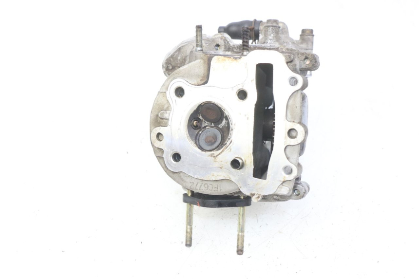 photo de CYLINDER HEAD PEUGEOT V-CLIC VCLIC 50 (2007 - 2013) - Zoom on usage condition