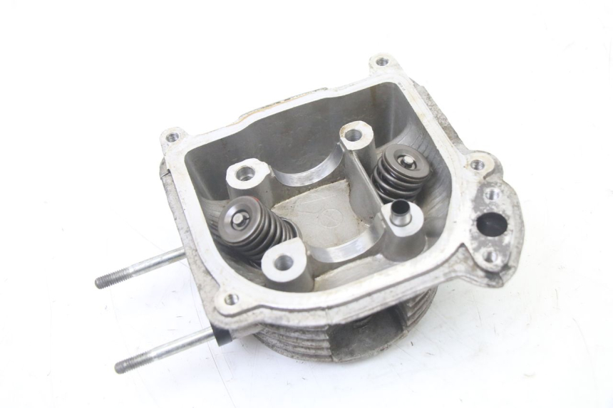 photo de CYLINDER HEAD PEUGEOT V-CLIC VCLIC 50 (2007 - 2013) - Surface and material condition