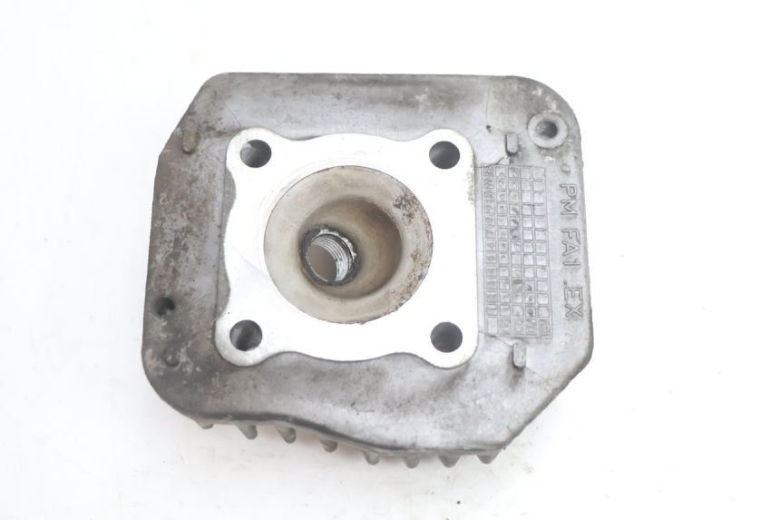 photo de CYLINDER HEAD PEUGEOT VIVACITY 50 (2004 - 2009) - Technical close-up