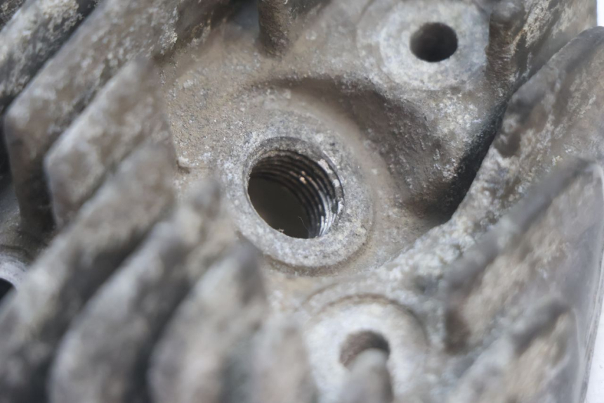 photo de CYLINDER HEAD PEUGEOT VIVACITY 50 (2004 - 2009) - Component detail