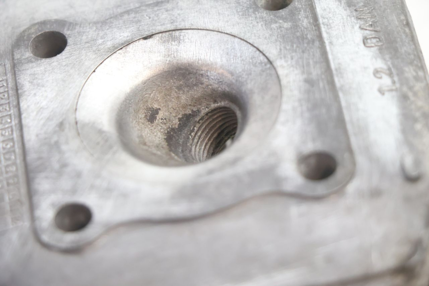 photo de CYLINDER HEAD PEUGEOT VIVACITY 50 (2004 - 2009) - Technical close-up