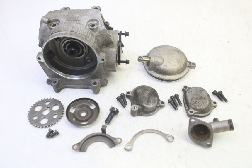 photo de CYLINDER HEAD YAMAHA X-MAX XMAX 250 (2006 - 2009) - Surface and material condition