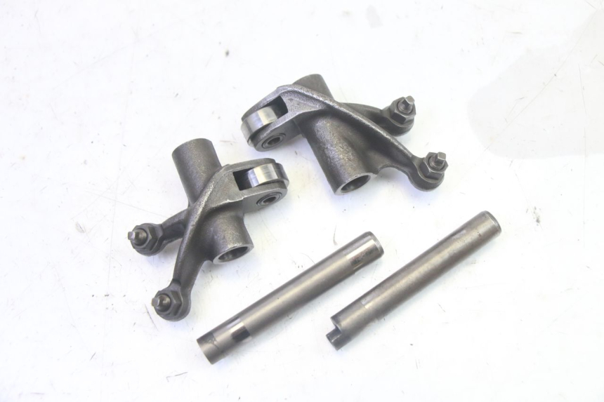 photo de CYLINDER HEAD YAMAHA X-MAX XMAX 125 (2010 - 2013) - Fixing points details