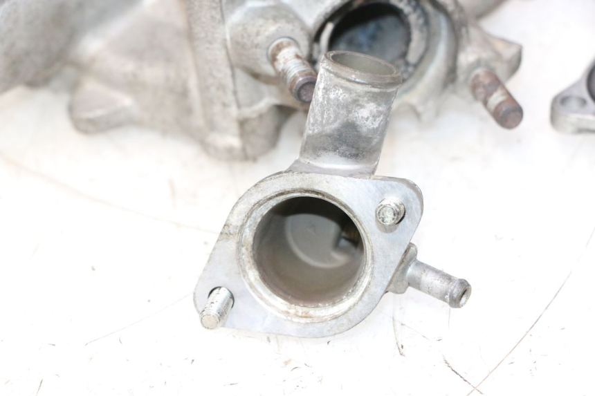 photo de CYLINDER HEAD YAMAHA X-MAX XMAX 125 (2010 - 2013) - Focus on structure