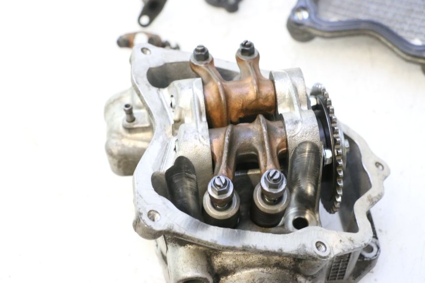 photo de CYLINDER HEAD PIAGGIO X9 EVOLUTION 125 (2003 - 2007) - Supplementary product photo