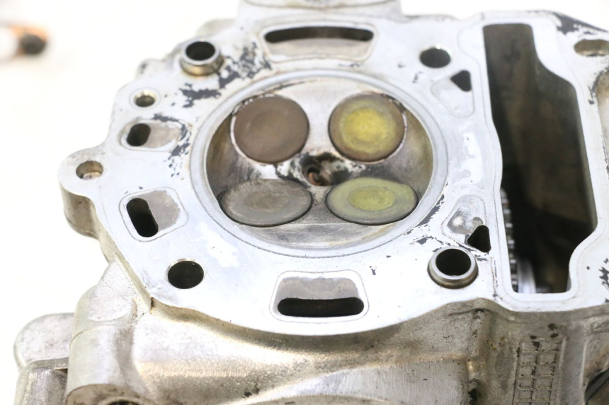 photo de CYLINDER HEAD PIAGGIO X9 EVOLUTION 125 (2003 - 2007) - Alternative perspective