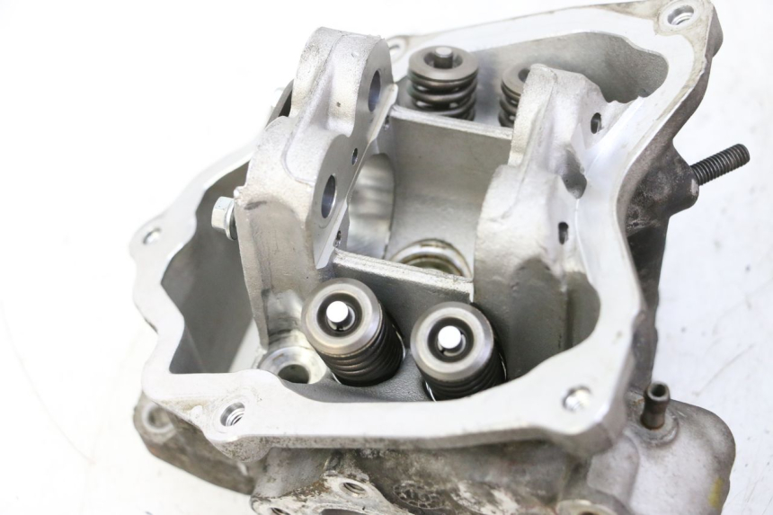 photo de CYLINDER HEAD PIAGGIO XEVO - X EVO 125 (2007 - 2017) - Supplementary product photo