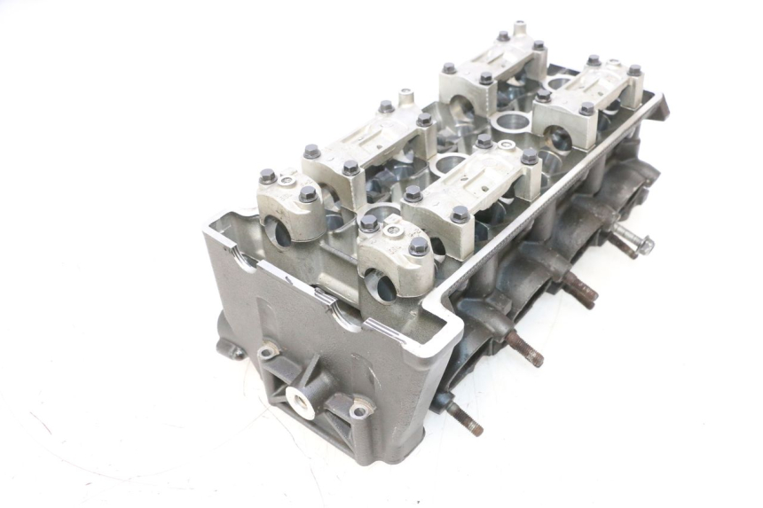 photo de CYLINDER HEAD YAMAHA XJ6 ABS 600 (2008 - 2016) - Detailed visual inspection