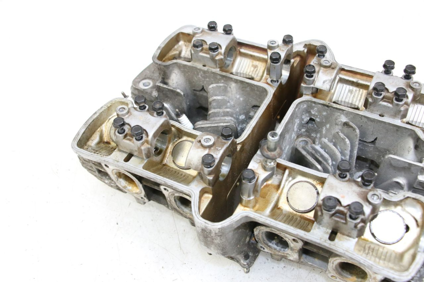 photo de CYLINDER HEAD YAMAHA XJ600 XJ DIVERSION 600 (1992 - 1997) - Surface and material condition