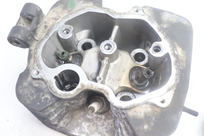 photo de CYLINDER HEAD SMC XROAD 150 - Component detail