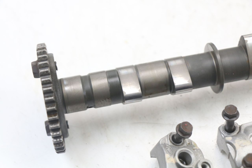 photo de CYLINDER HEAD YAMAHA FJR ABS 1300 (2006 - 2012) - Supplementary product photo