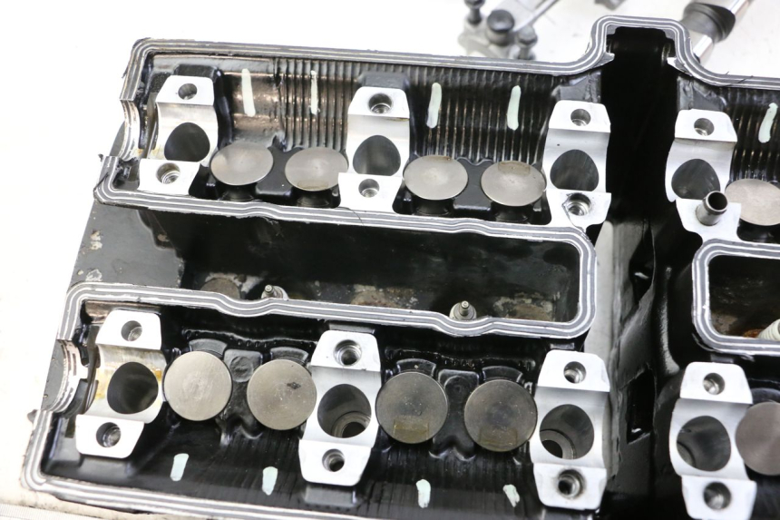 photo de CYLINDER HEAD YAMAHA FZS FAZER 600 (2001 - 2003) - Focus on structure