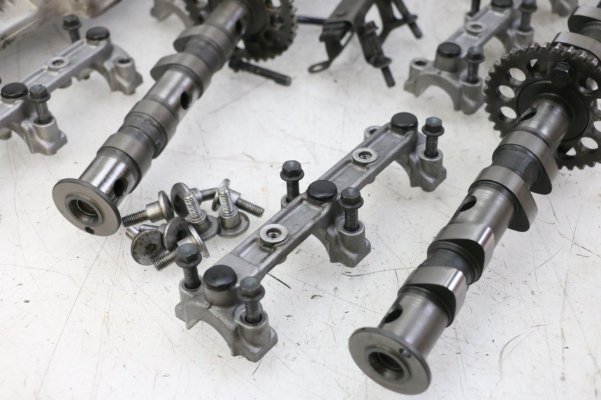 photo de CYLINDER HEAD YAMAHA FZS FAZER 600 (2001 - 2003) - Used quality zoom