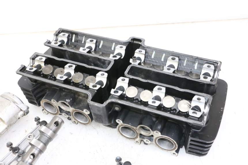 photo de CYLINDER HEAD YAMAHA FZS FAZER 600 (2001 - 2003) - Product overview