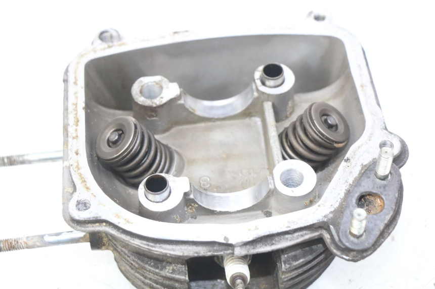 photo de CYLINDER HEAD YAMASAKI YM T 125 (2015 - 2020) - Alternative angle