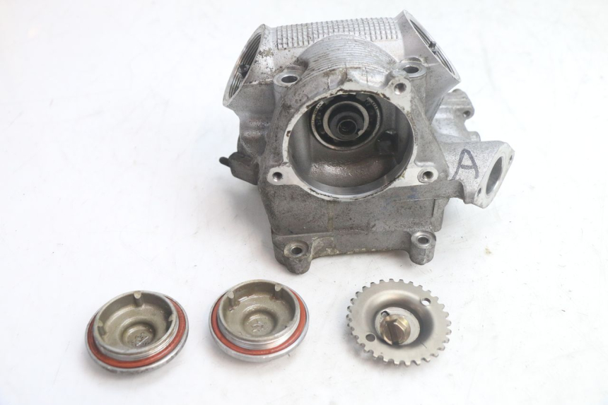photo de CYLINDER HEAD YAMAHA YP MAJESTY 125 (1998 - 2001) - Product overview